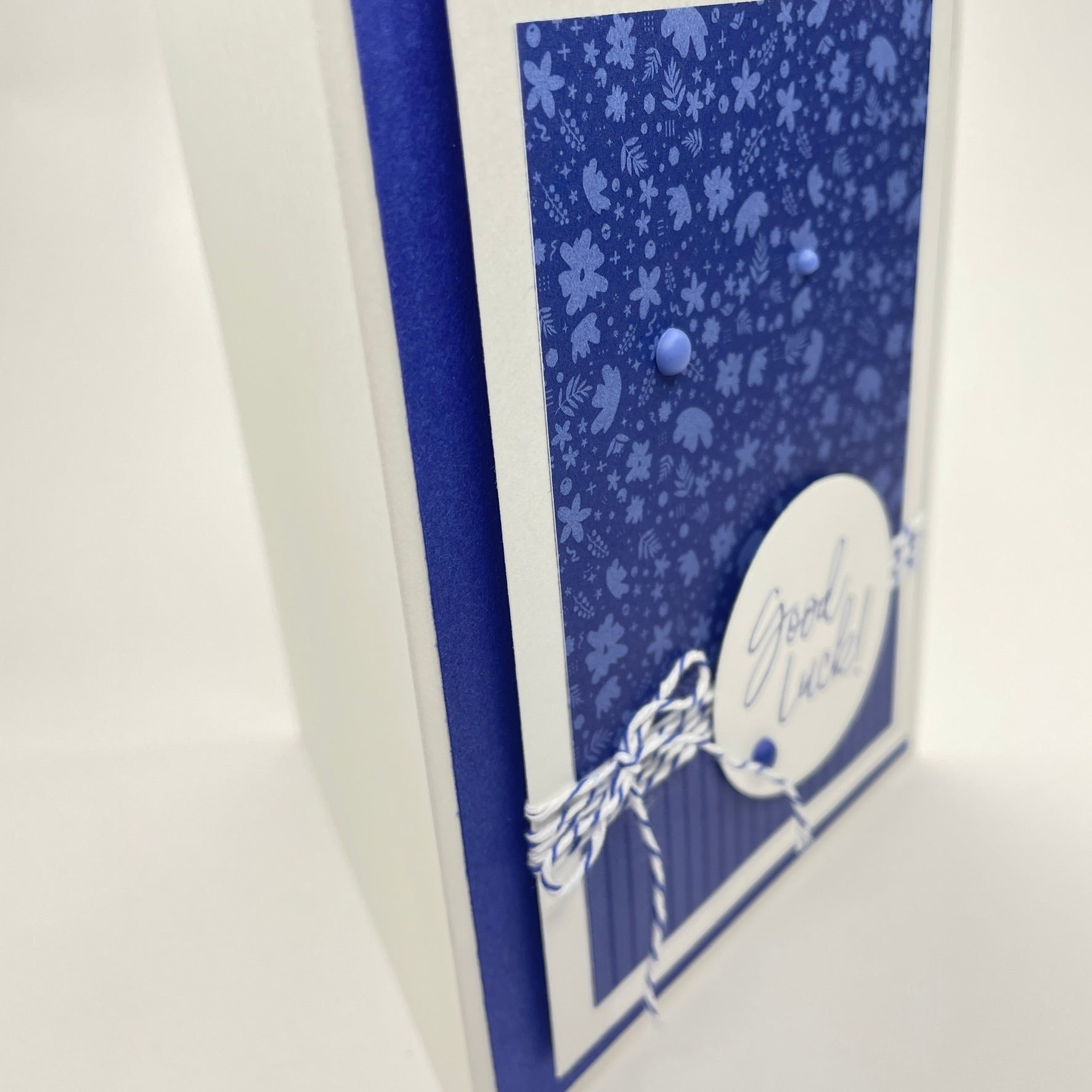 A Stylish Floral Gesture - Good Luck Card